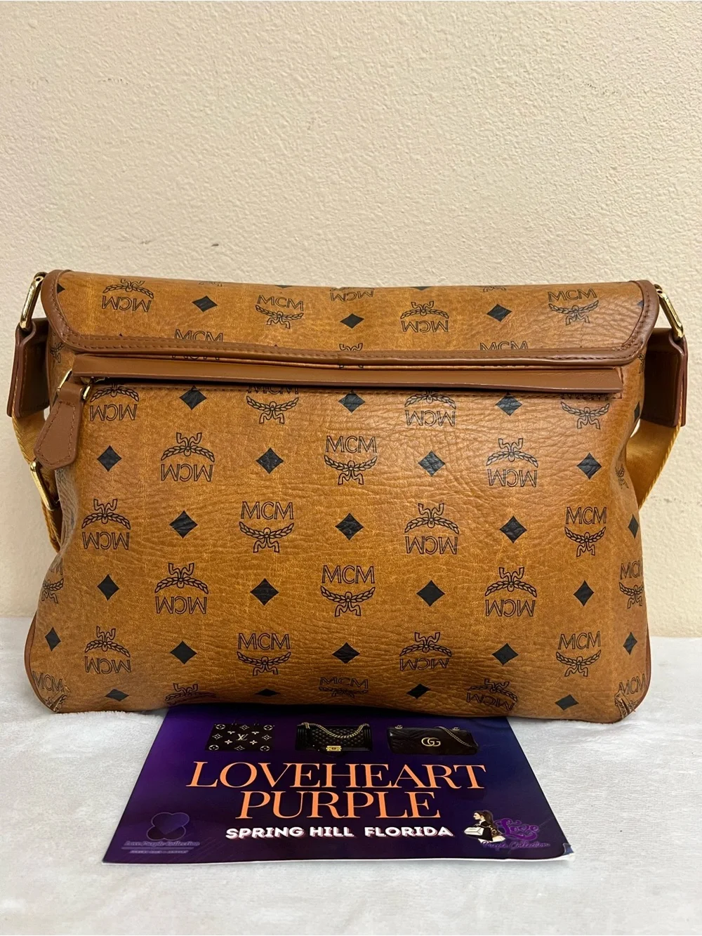 MCM MESSENGER COGNAC